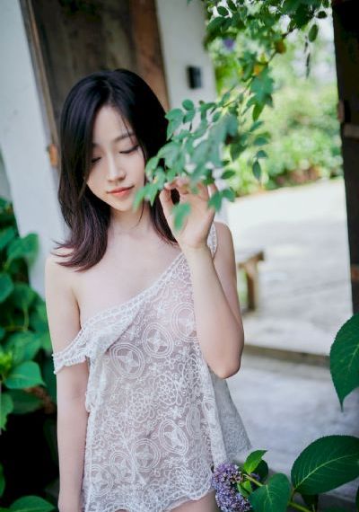 年轻寡妇的秘唇浅井舞香_全集无删减版高清免费观看